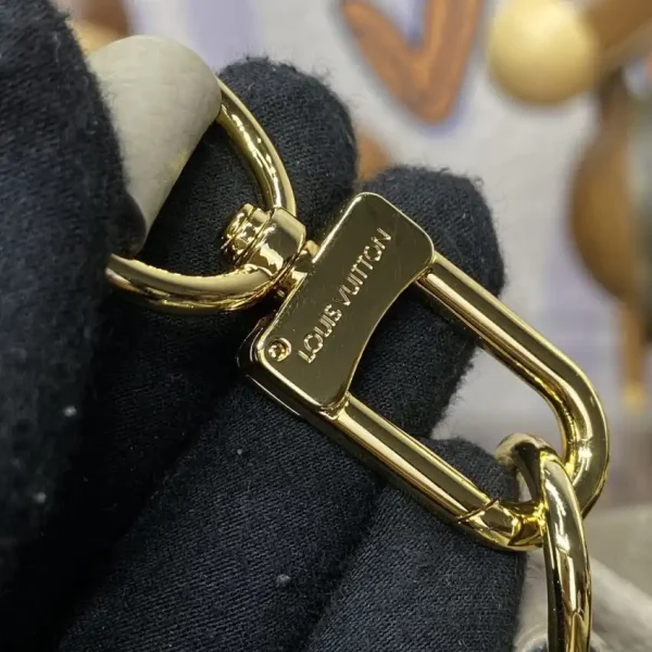 Louis Vuitton LV Bundle Beige - Image 4