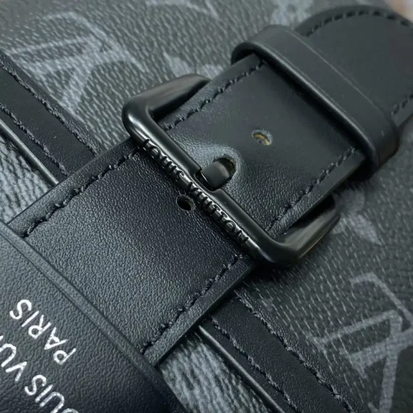 Louis Vuitton Saumur Shoulder Bag - Image 2