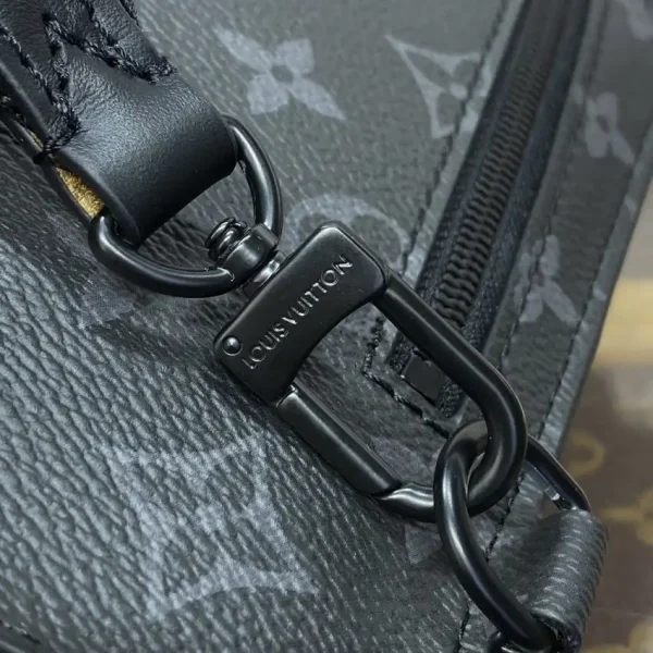 Louis Vuitton Saumur Shoulder Bag - Image 5