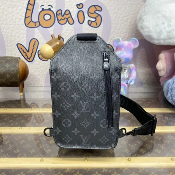 Louis Vuitton Saumur Shoulder Bag - Image 9