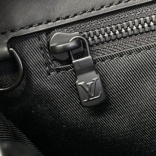 Louis Vuitton Sac Plat Black - Image 5