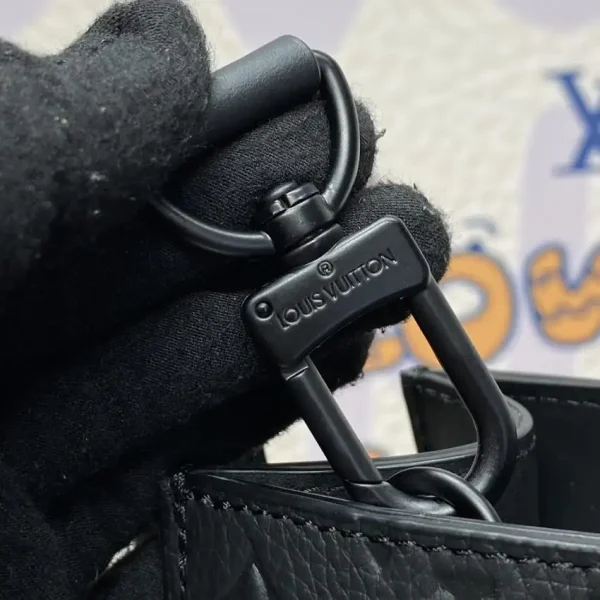 Louis Vuitton Sac Plat Black - Image 9