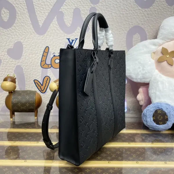 Louis Vuitton Sac Plat Black - Image 3