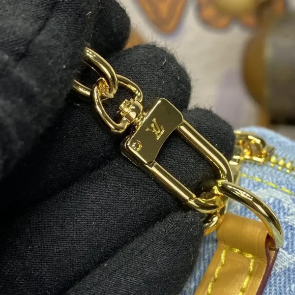 Louis Vuitton Bumbag Mini Denim - Image 8