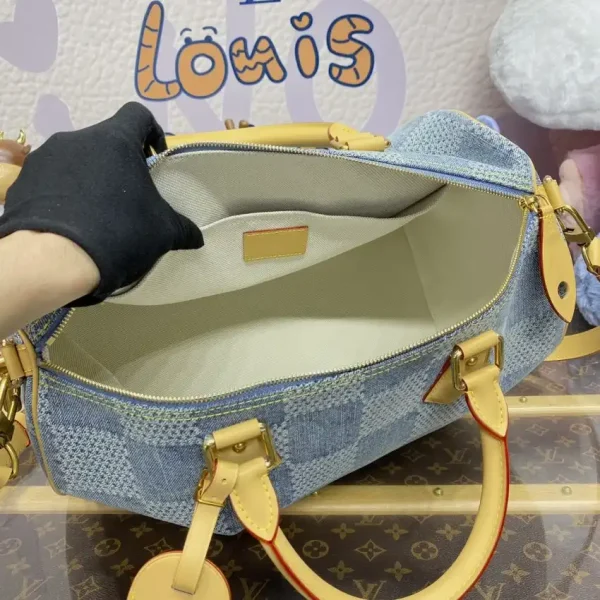 Louis Vuitton Speedy  Bandouliere 40 - Image 10