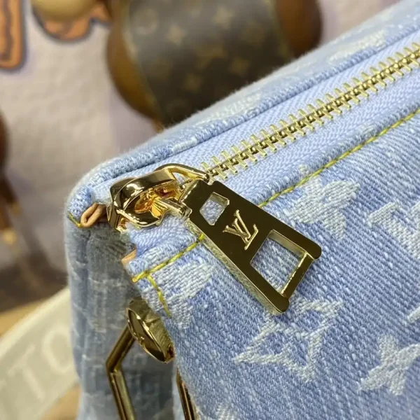 Louis Vuitton Coussin Denim - Image 3