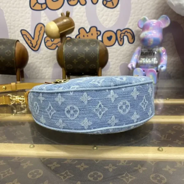 Louis Vuitton Loop Denim - Image 9