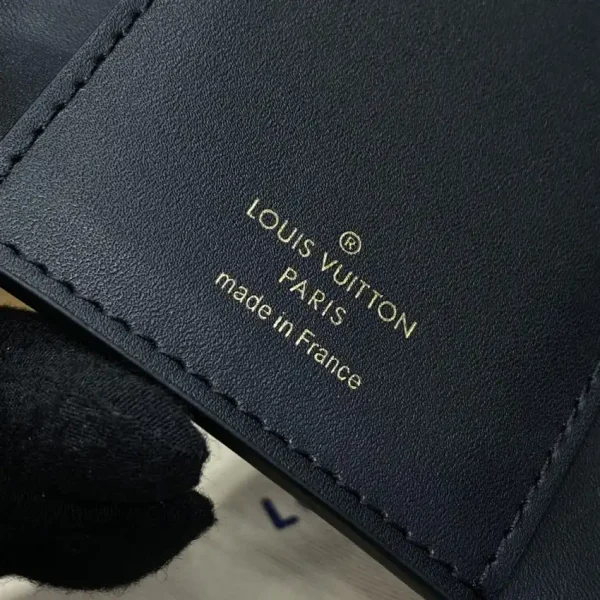 Loius Vuitton Capucines Compact Wallet - Image 7