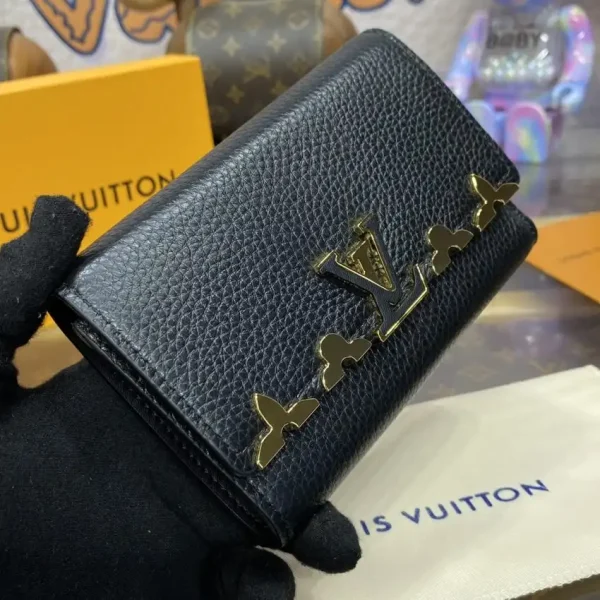 Loius Vuitton Capucines Compact Wallet - Image 9