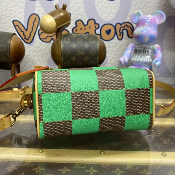 Louis Vuitton Speedy 18 Green Grid - Image 3