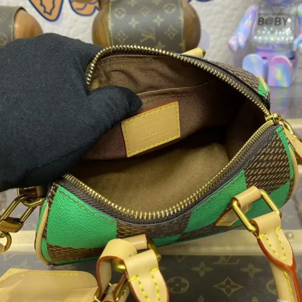 Louis Vuitton Speedy 18 Green Grid - Image 5