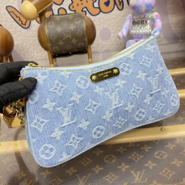 Louis Vuitton Liv Pochette - Image 10