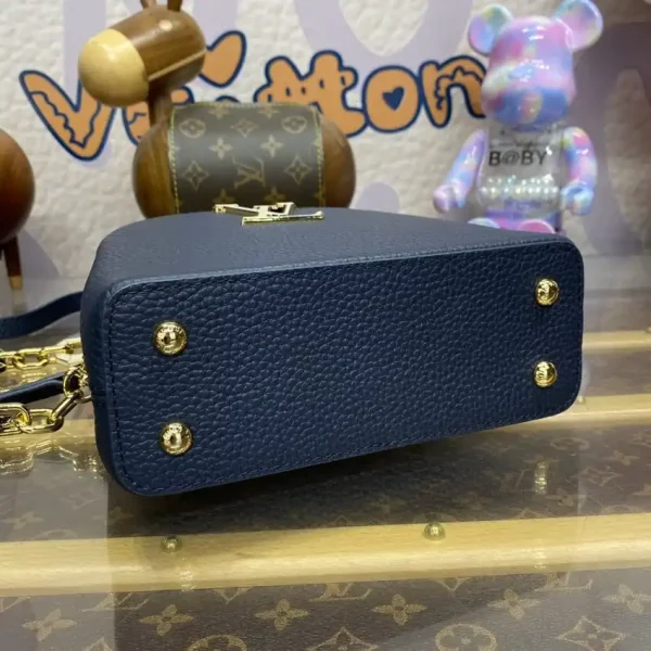Loius Vuitton Capucines Dark Blue - Image 3