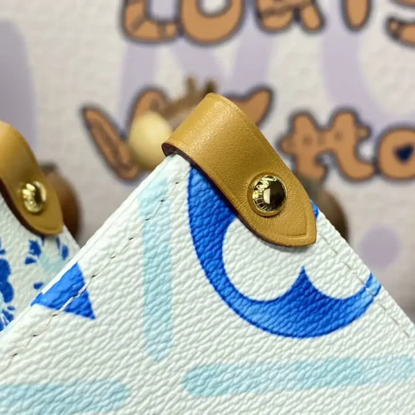 LV OnTheGo Blue - Image 4