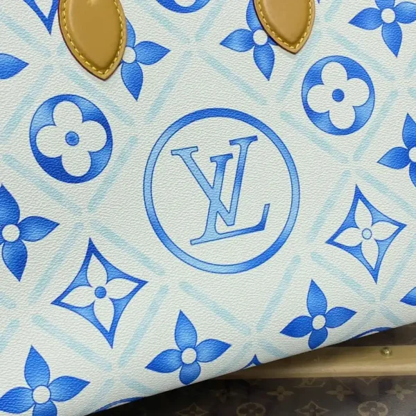 LV OnTheGo Blue - Image 6
