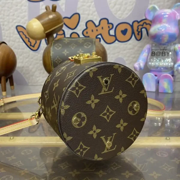 Louis Vuitton Scott - Image 8