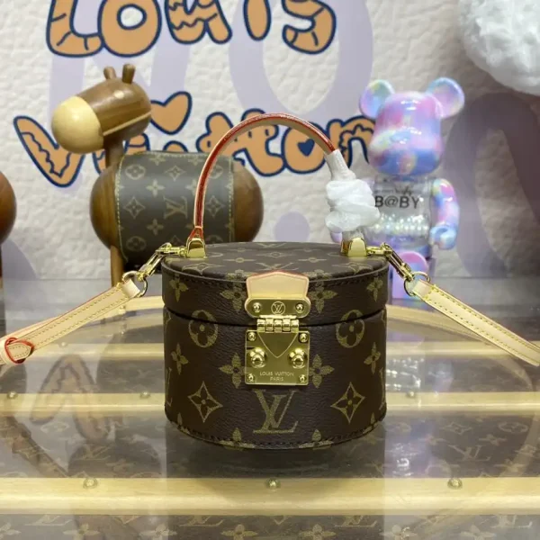Louis Vuitton Scott