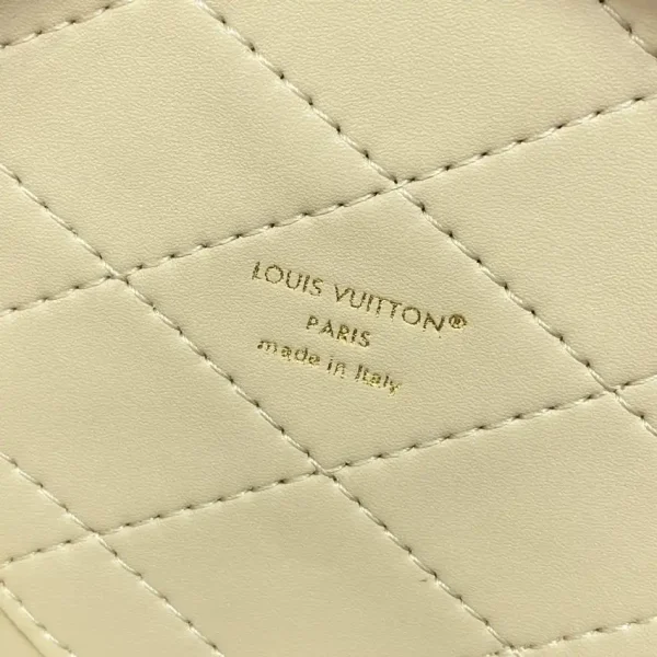 Louis Vuitton Scott - Image 11