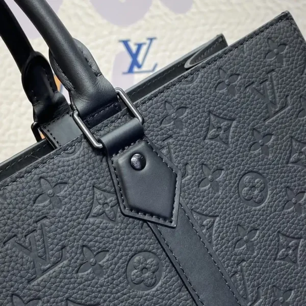 Louis Vuitton Sac Plat 24H Black - Image 4