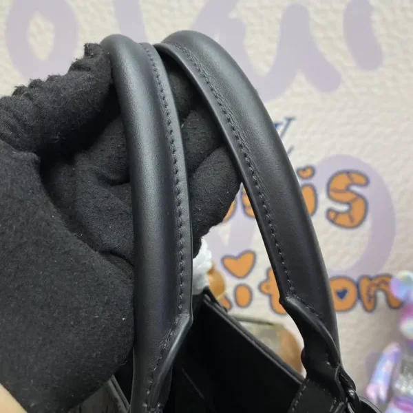 Louis Vuitton Sac Plat 24H Black - Image 7