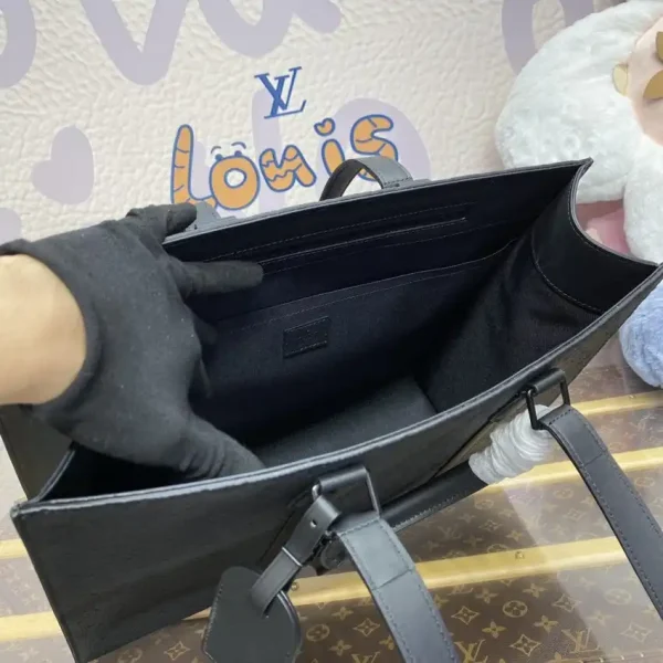 Louis Vuitton Sac Plat 24H Black - Image 9