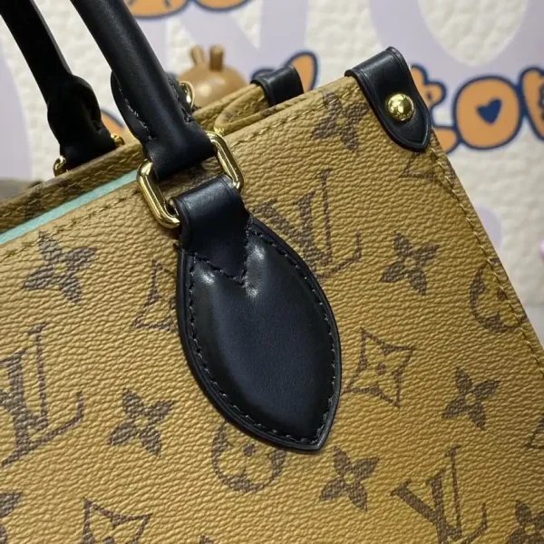 LV OnTheGo PM Duck - Image 9