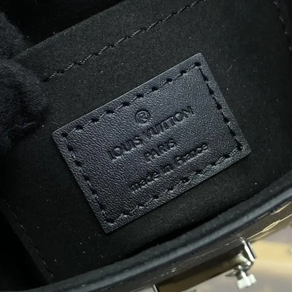 Louis Vuitton Camera Box Black II - Image 4