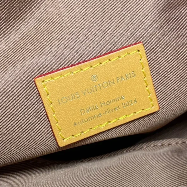 Louis Vuitton Bumbag Rush-brown - Image 2
