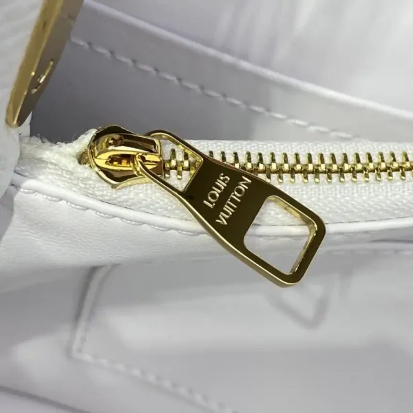 Loius Vuitton Capucines White Pink - Image 8