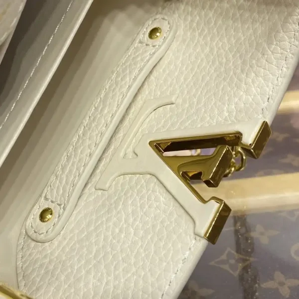 Loius Vuitton Capucines Beige Blue - Image 7