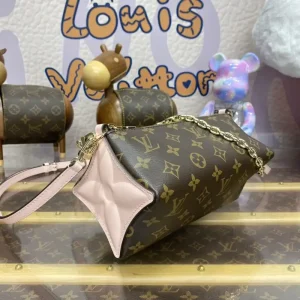 Louis Vuitton Bloom Pouch