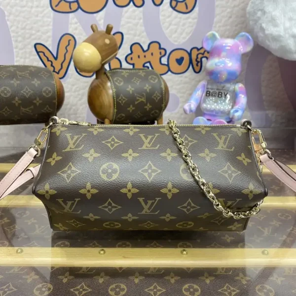 Louis Vuitton Bloom Pouch - Image 4