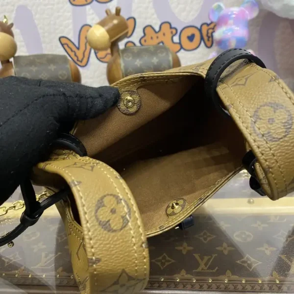 Louis Vuitton Atlantis Light Brown - Image 7