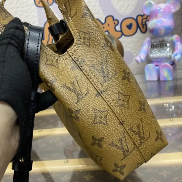 Louis Vuitton Atlantis Light Brown - Image 12