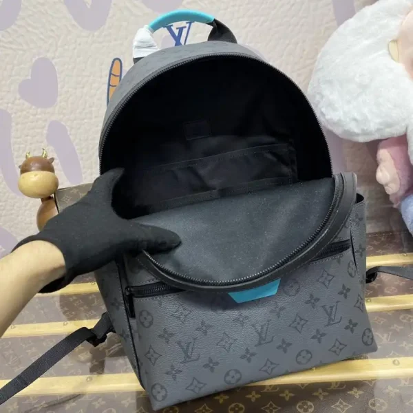 Louis Vuitton Discovery Backpack Grey - Image 6