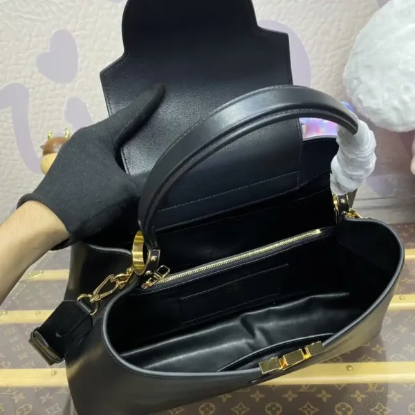 Loius Vuitton Capucines Large Black Full - Image 3