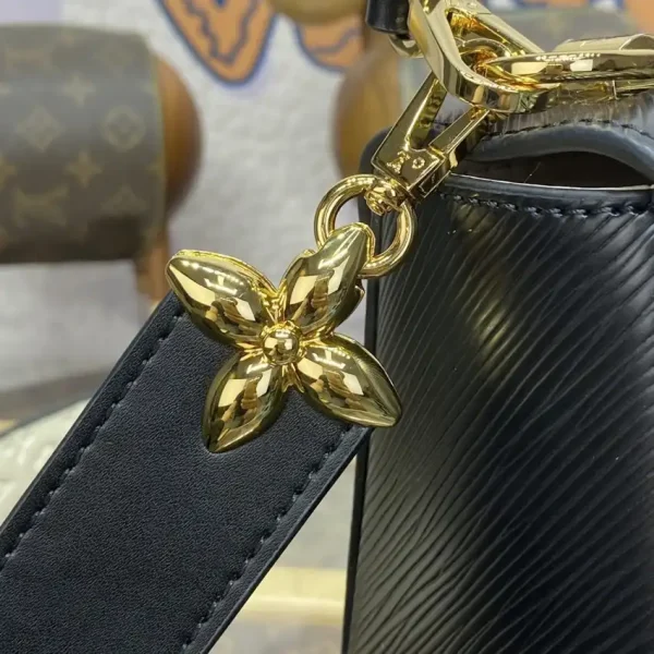 Louis Vuitton Twist Black With Strap - Image 10