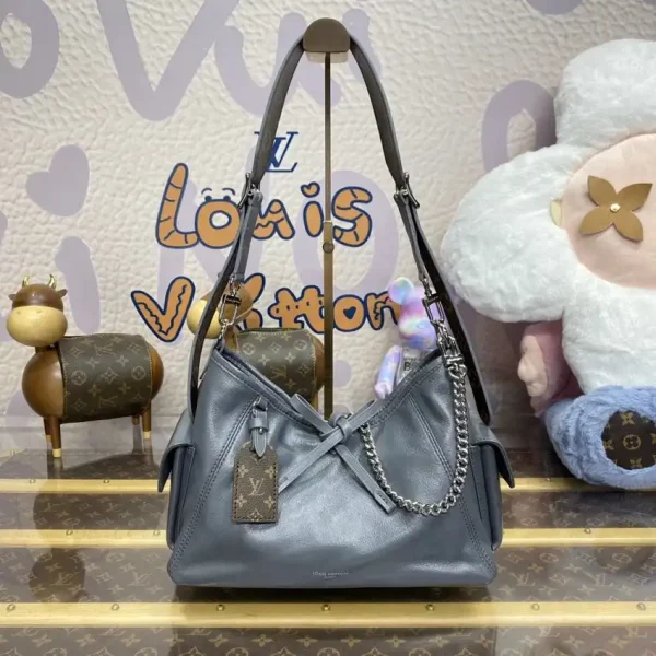 Louis Vuitton Carry All PM - Image 4