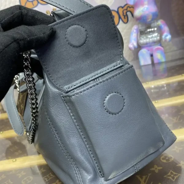 Louis Vuitton Carry All PM - Image 7
