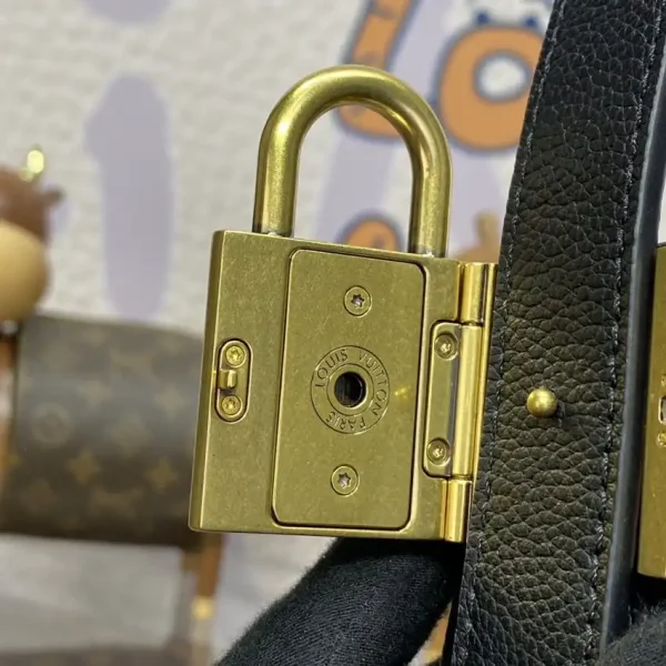 Louis Vuitton Low Key Hobo Black - Image 6