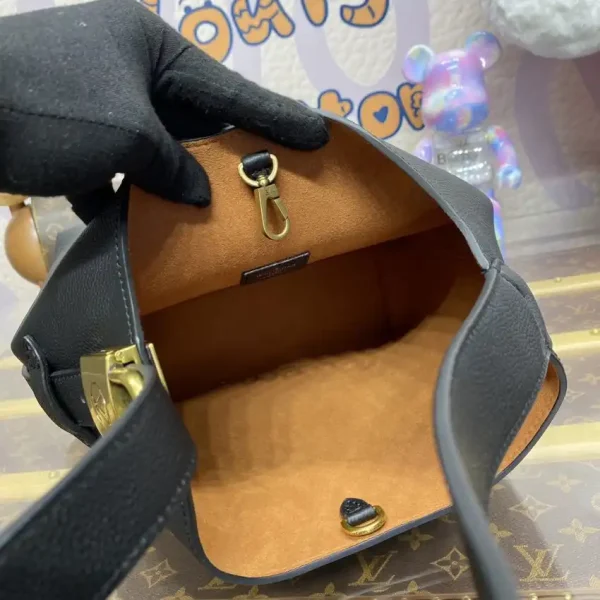 Louis Vuitton Low Key Hobo Black - Image 7