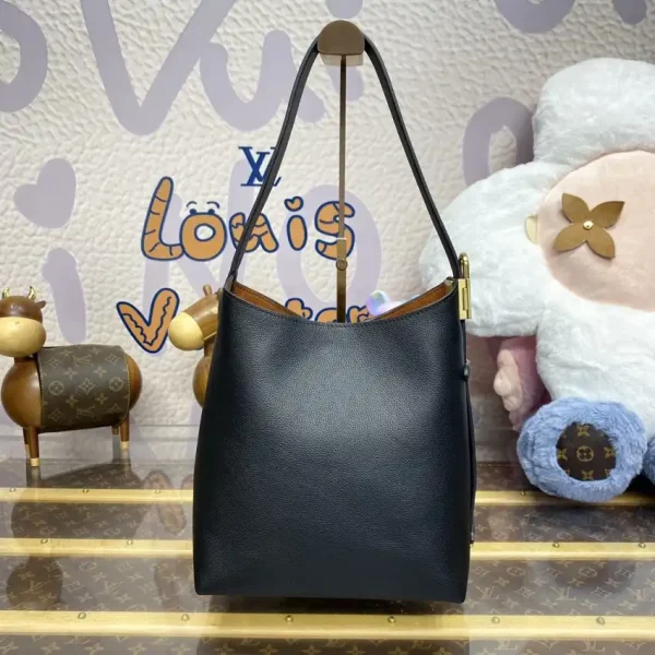 Louis Vuitton Low Key Hobo Black - Image 10