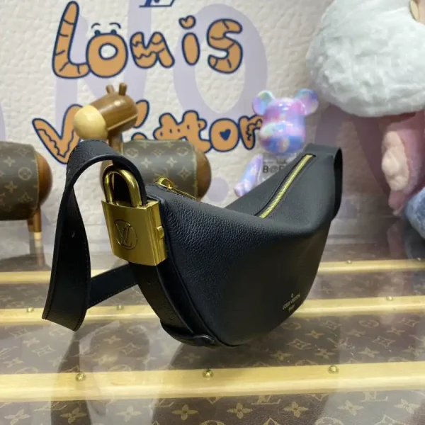 Louis Vuitton Bumbag Low Key Black - Image 2