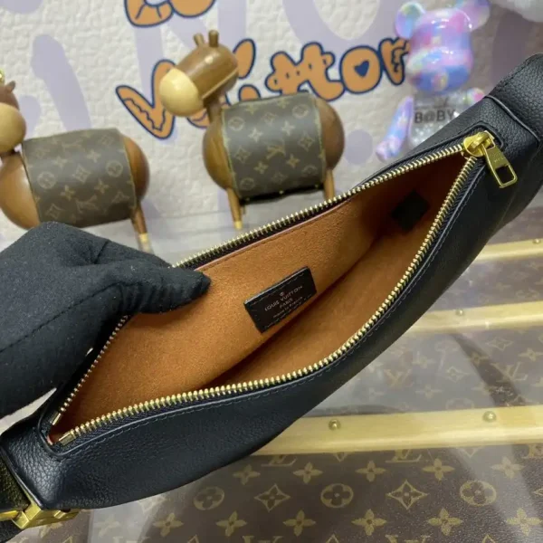 Louis Vuitton Bumbag Low Key Black - Image 5