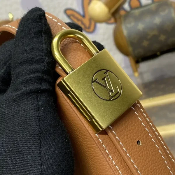 Louis Vuitton Bumbag Low Key Brown - Image 10