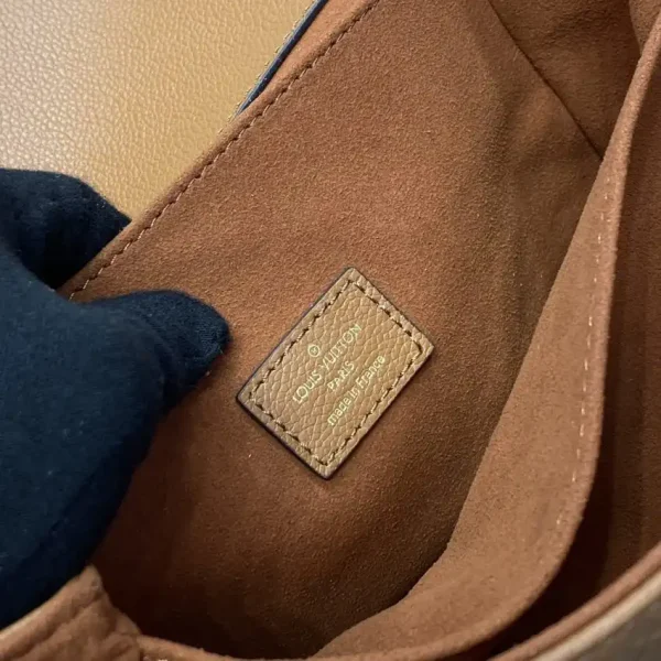 Louis Vuitton Pochette Metis Brown - Image 5