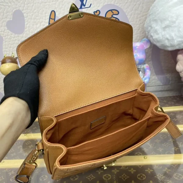 Louis Vuitton Pochette Metis Brown - Image 9