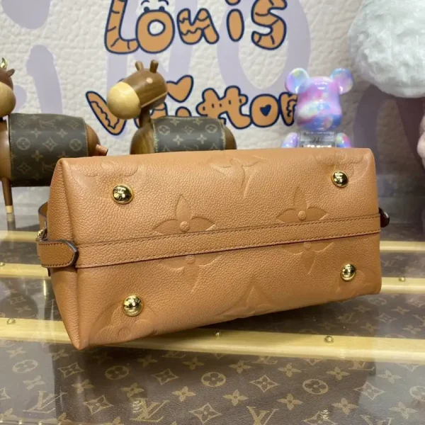 Louis Vuitton Carry All PM Brown - Image 8