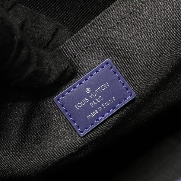 Louis Vuitton Sac Plat 24H Blue - Image 9
