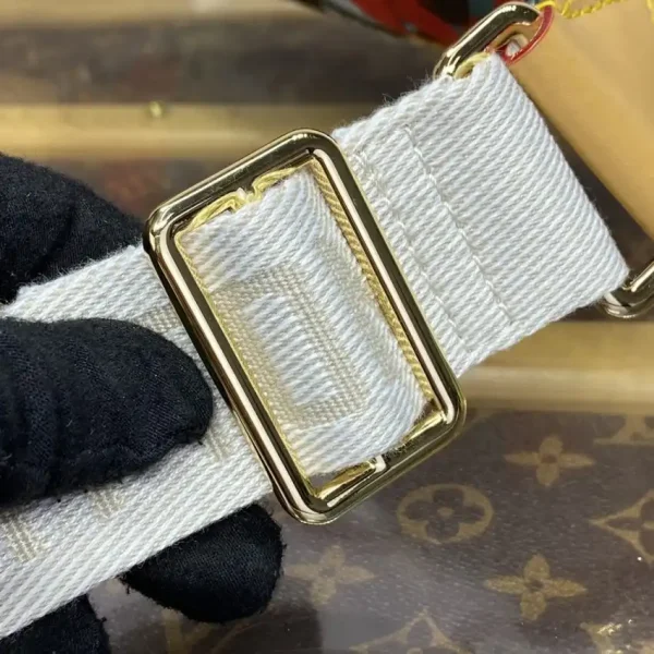 Louis Vuitton Bumbag Rush Flower - Image 9